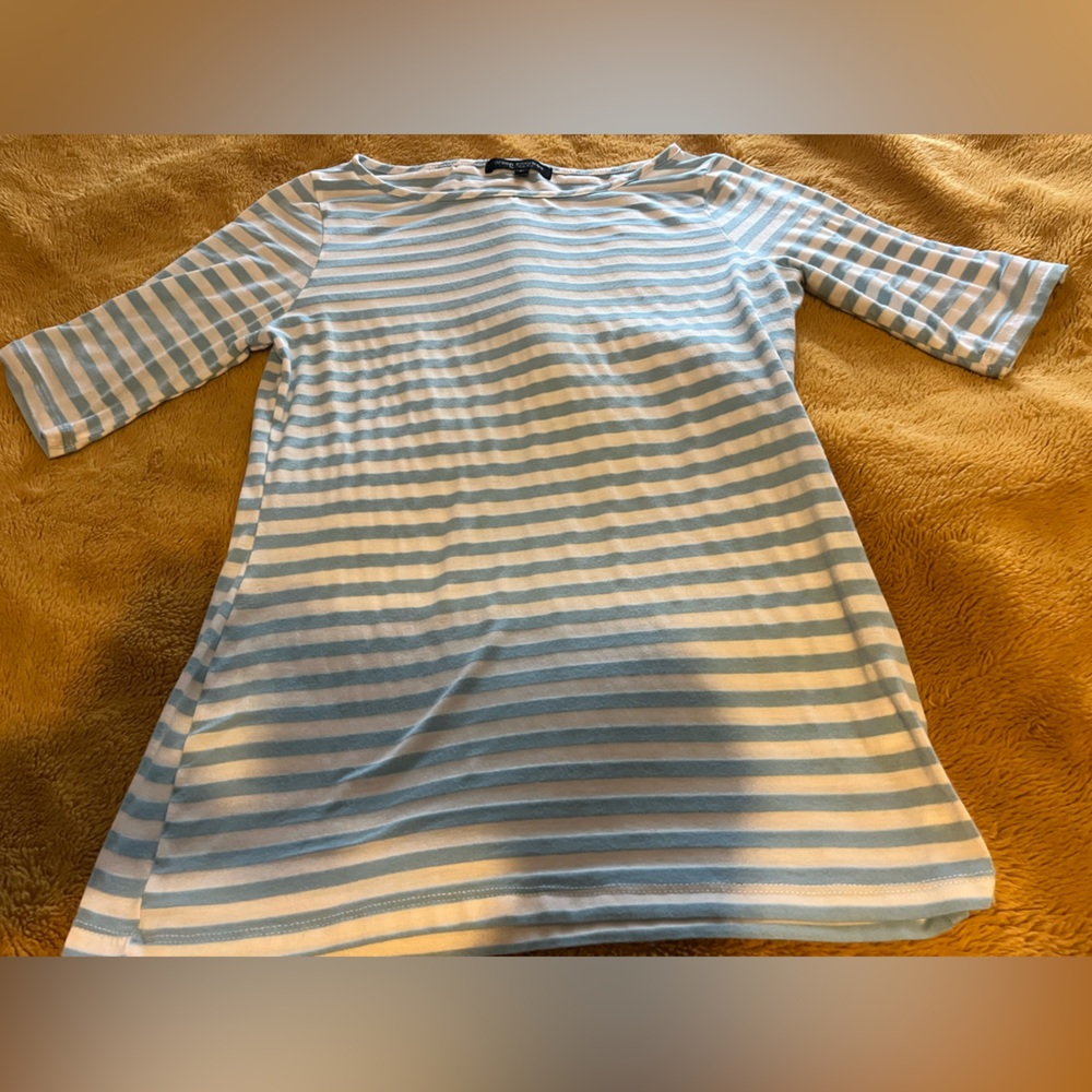 COPY - Pretty striped top with longer sleeve than typical short sleeve L